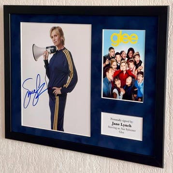 Glee - Jane Lynch (Sue Sylvester) Premium Framed, signed +, Nieuw