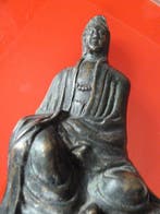 Kannon assise - Figuursnijwerk - Gepatineerd brons - Japan