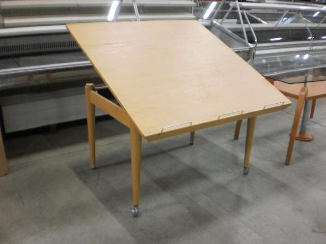 Tafel met kantelbare bovenplateau 120cm, Zakelijke goederen, Kantoor en Winkelinrichting | Winkel en Inventaris