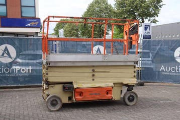 Veiling: Schaarlift JLG 3246 ES Elektrisch 11.68m 2011, Ophalen