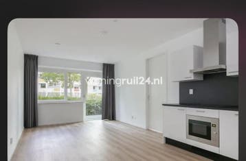 Woningruil - Louis Armstrongweg 78 - 2 kamers en Flevoland, Huizen en Kamers, Flevoland