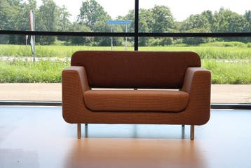 Havee Cloak Design Bank Loveseat Source 140 cm breed Stof, Ophalen of Verzenden, Nieuw, Stof, Design