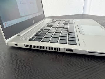 HP Elitebook - 14 inch - Windows 11, 128GB, 2 tot 3 Ghz, Qwerty, 8 GB