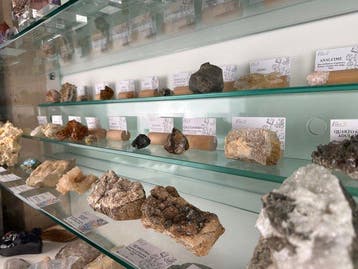 Historische collectie jaren 80 Italiaanse mineralen -