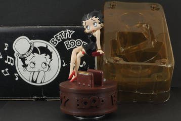 Zippo - Betty Boop Musical Rotating Figure / Display, Nieuw