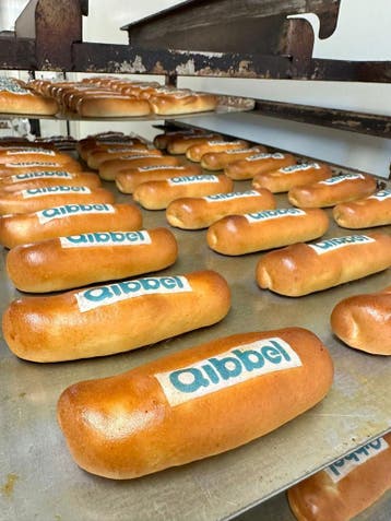 Worstenbroodjes met uw eetbaar bedrijfslogo, v.a. €100, Horecabenodigdheden
