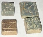 Byzantijnse brons - Lot van 4 Byzantijnse pesos met