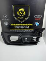 Renault Captur bj.2017 voorbumper grill/rooster 261A24736R, Auto-onderdelen, Gebruikt, Voor, Renault, Bumper
