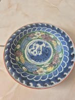 Porseleinen bord uit China Qing-dynastie, decor met vissen,