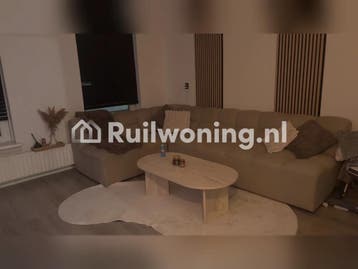 Flat in Rotterdam zoekt grotere plek, Huizen en Kamers, Woningruil