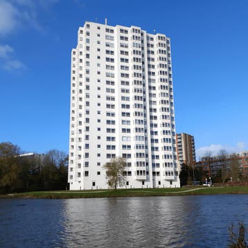 Appartement in Leeuwarden gevonden voor €1650,- pm, Huizen en Kamers, Huizen te huur, Leeuwarden, Direct bij eigenaar, Friesland