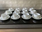 Wedgwood - Koffie- en theeservies (12) - Insignia - Bone, Antiek en Kunst, Antiek | Meubels | Tafels