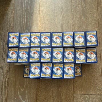 Pokémon - 2500 Bulk kaarten Holo, Reverse holo - Various, Hobby en Vrije tijd, Nieuw