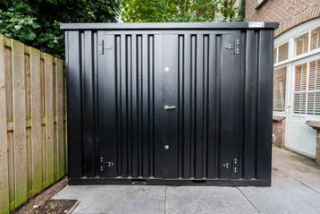 TE KOOP | Opslagruimte | Zwart | Modulaire container