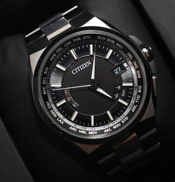 Citizen - Eco-Drive Radio Controlled - Zonder minimumprijs -, Nieuw
