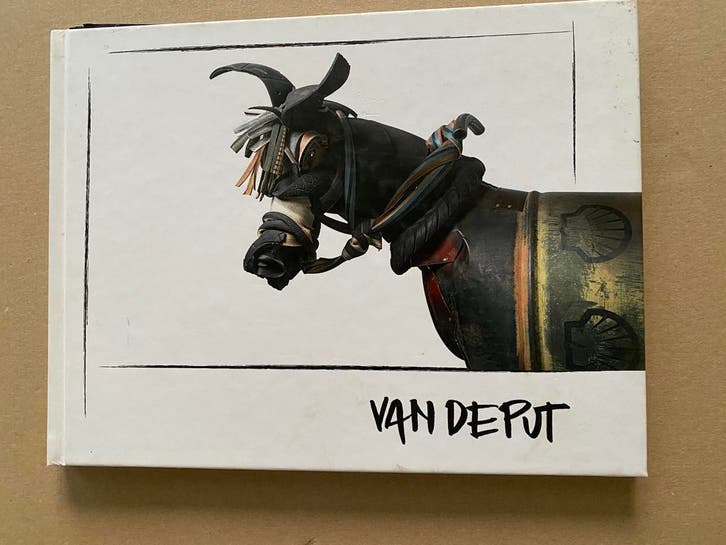 Macadam de Vie - Kunst van Oude Autobanden - Prachtig, Boeken, Kunst en Cultuur | Beeldend, Zo goed als nieuw, Beeldhouwkunst