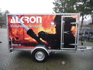 Gesloten of dichte aanhanger nodig? Ook mogelijk met reclame, Nieuw