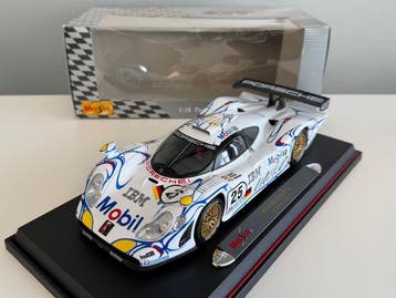 Maisto 1:18 - Modelauto - Porsche 911 GT1-98 #5 Team Porsche, Nieuw