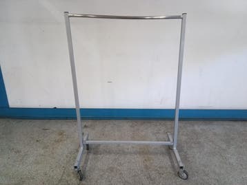 Kledingrek - B100 x D55 x H148 cm, Gebruikt