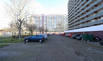 Te Huur 5 Kamer Appartement Nieuwendamlaan In Den Haag, Huizen en Kamers, Den Haag, Den Haag, Direct bij eigenaar, Appartement
