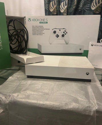 Microsoft - Xbox One S All Digital Edition - LOT : Xbox One, Nieuw