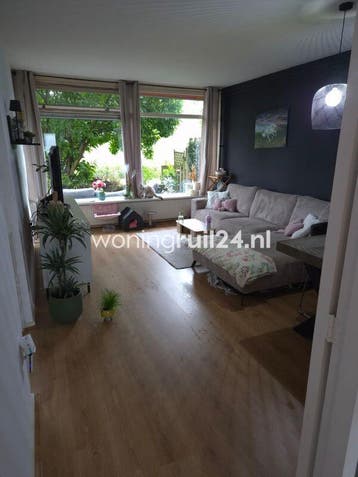 Woningruil - Veenscheiding 95 - 3 kamers en Friesland, Huizen en Kamers, Friesland