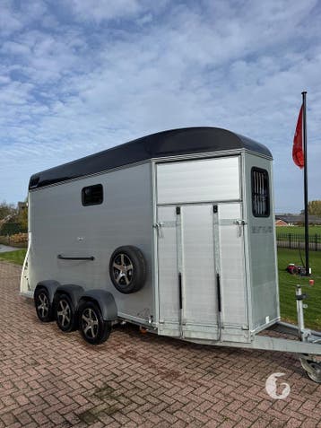 Prachtige Sirius 2 paards! Vol-Alu! 2022!, Dieren en Toebehoren, Ophalen, Zo goed als nieuw, Aluminium, 2-paards trailer
