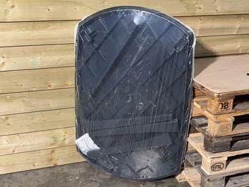 Veiling - Keter tuintafel 136x90x74,5cm, Gebruikt