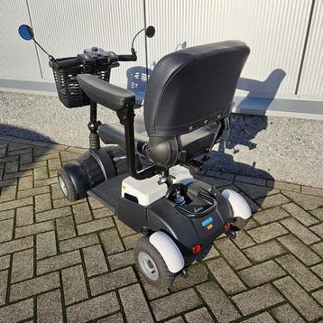 Gebruikte Life en Mobility Vivo deelbare 4 wiel scootmobiel, Zo goed als nieuw, 16 t/m 25 km, Life and Mobility, 10 km/u of minder