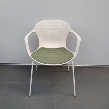 Fritz Hansen NAP stoel - groene stof (alleen per set), Ophalen of Verzenden, Nieuw