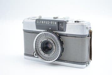 Olympus Pen EE-2 with D.Zuiko 3.5/2.8cm Halfkleinbeeldcamera, Nieuw