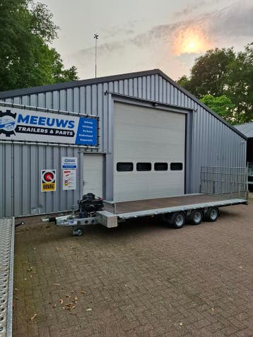 Ifor Williams Tiltbed Multitransporter Plateauwagen 500x204, Ophalen, Zo goed als nieuw