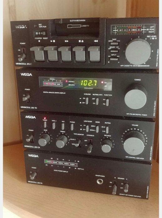 Wega - { Stereoset, Audio, Tv en Foto, Radio's