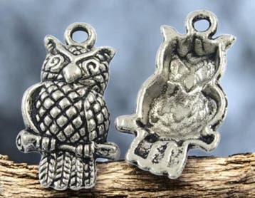 6 x Metalen bedel van een uil, antiek zilverkleur afm. 22..., Ophalen of Verzenden, Nieuw, Bedel