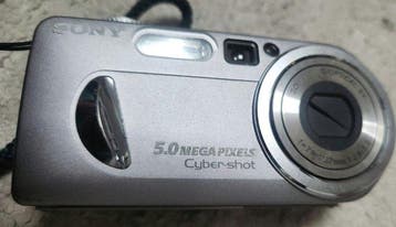Sony DSC-P10 Digitale camera, Nieuw