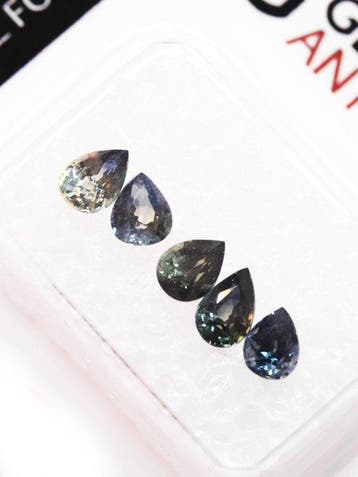 Zonder minimumprijs - 5 pcs Blauw, Groen Saffier - 1.70 ct -, Nieuw