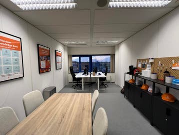 Kantoorruimte 47m/2 in het centrum van Leeuwarden, Zakelijke goederen, Bedrijfs Onroerend goed, Huur, Kantoorruimte