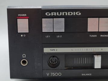 Grundig - V 7500 Slimline Solid state geïntegreerde, Nieuw