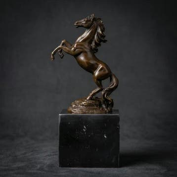 Beeld, Naar A.Barge: Steigerend paard - 21.8 cm - Brons,