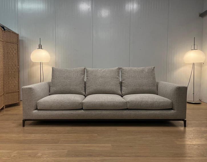NIEUW Minotti Andersen Bank + GARANTIE NP €12.500, Huis en Inrichting, Banken | Bankstellen, 200 tot 250 cm, 100 tot 125 cm, Rechte bank