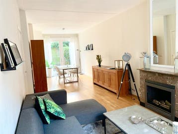 Appartement te huur/Expat Rentals aan Pieter van den Zan...