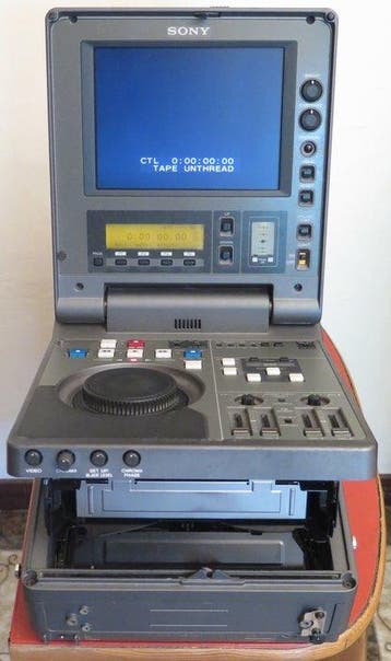 Sony DNW-A220P Betacam SX Digital Videocassette Recorder