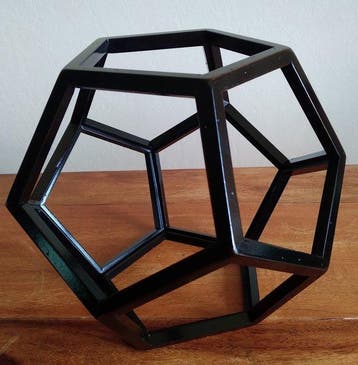 Themacollectie - Platonische figuur - Dodecaëder - 12, Antiek en Kunst