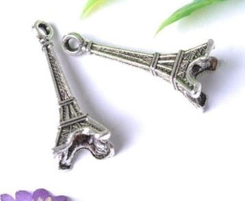4 x Metalen bedel Eiffeltoren 24 x 8 x 7 mm – antiek zilv., Ophalen of Verzenden, Nieuw, Bedel