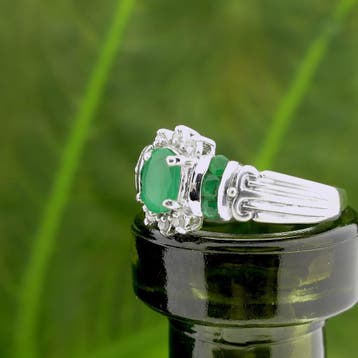 10 karaat ring met smaragd en diamanten; 0,03 ct., Gebruikt, Ophalen of Verzenden, 17 tot 18, Met edelsteen