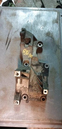 A2 1.4 TDI Dynamo steun 045903143E, Nieuw