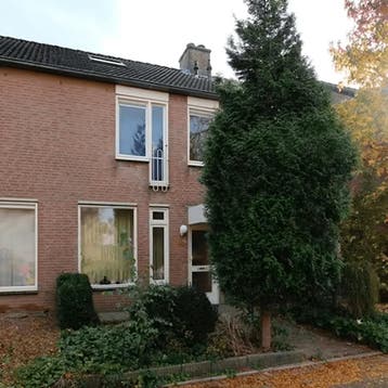 Kamer in Maastricht gevonden voor €375,- pm, Huizen en Kamers, Huizen te huur, Direct bij eigenaar, Limburg, Maastricht, (Studenten)kamer