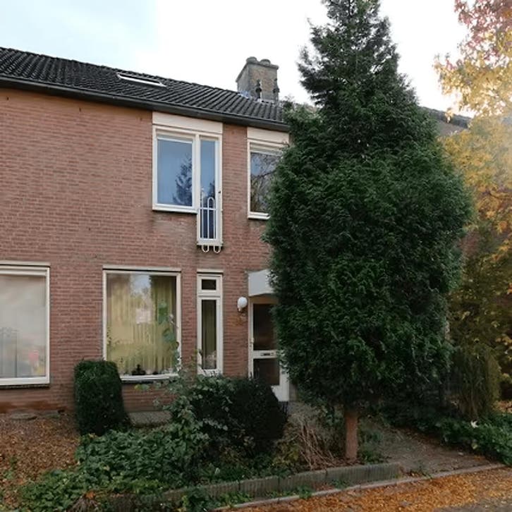 Kamer in Maastricht gevonden voor €375,- pm, Huizen en Kamers, Huizen te huur, Direct bij eigenaar, Limburg, (Studenten)kamer