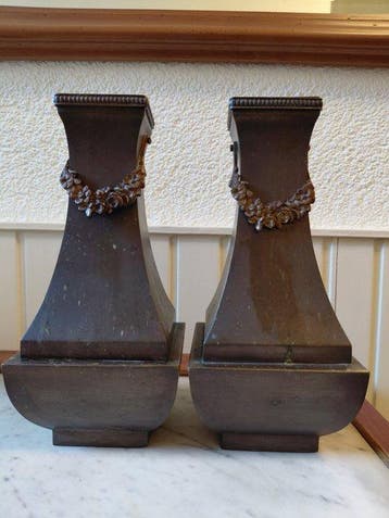 Vaas (2) - Gepatineerd brons - Franse cassolette brons