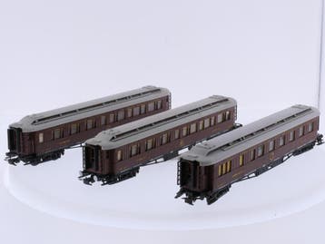 Schaal H0 Liliput 26000 en 2x 26500 set van 3 personenrij..., Gebruikt, Gelijkstroom, Overige typen, Ophalen of Verzenden